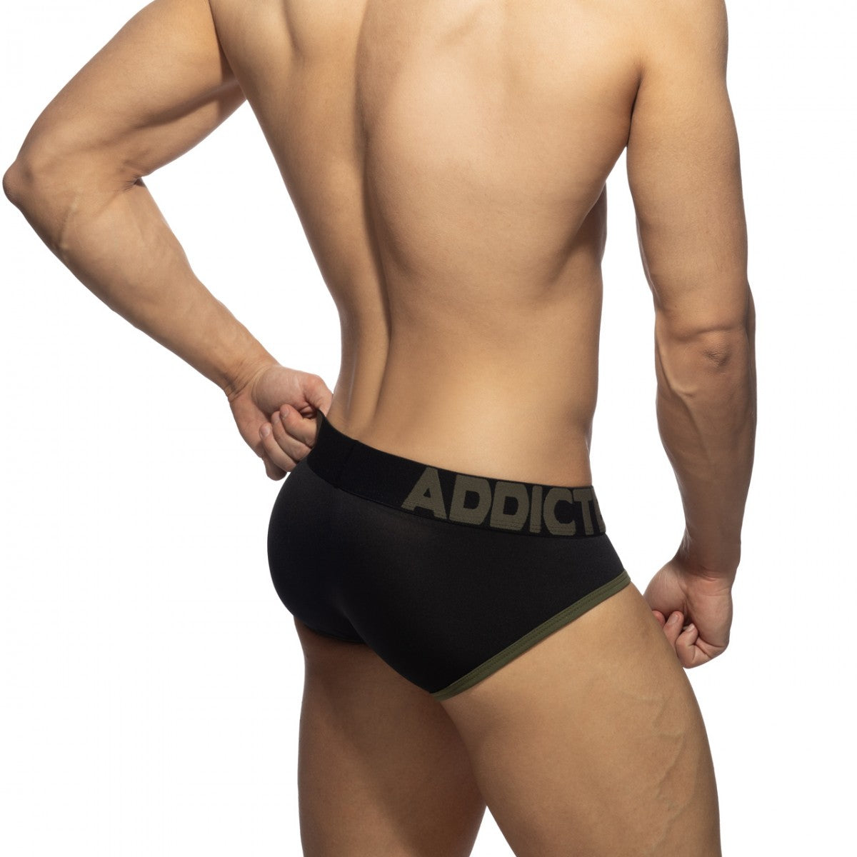 Addicted Naked Feeling Brief
