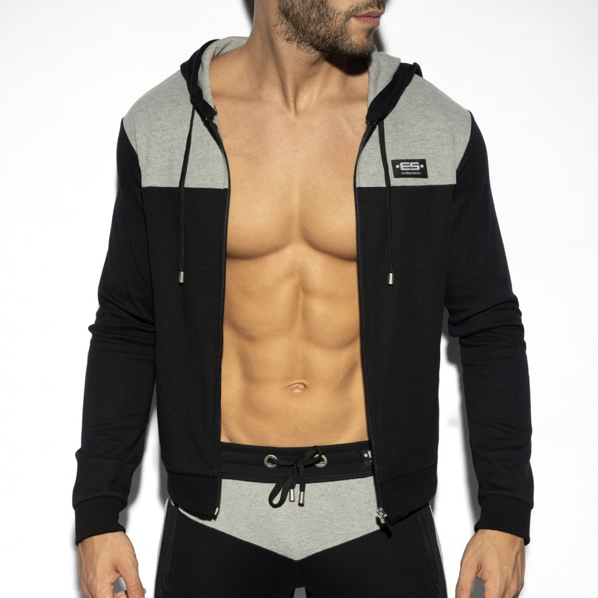 ES RUSTIC BLACK HOODIE - ADDICTED SA