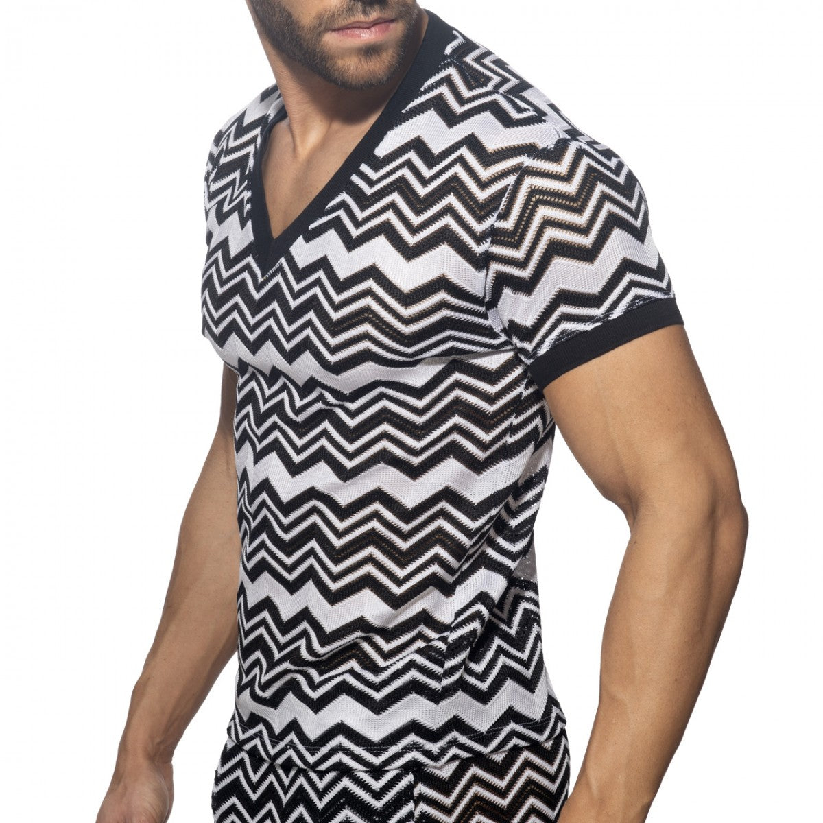 Addicted Isparta V-Neck T-Shirt