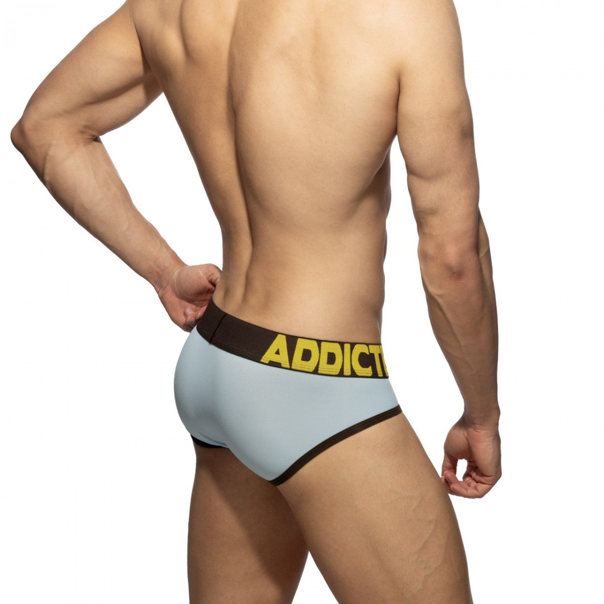 Addicted Naked Feeling Brief