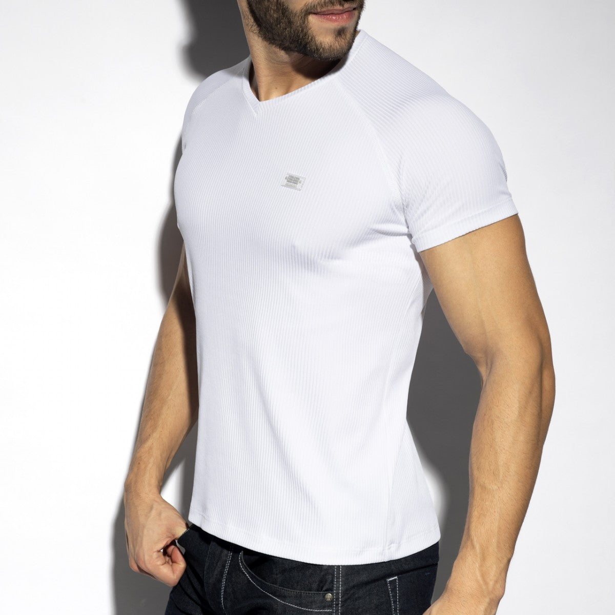ES RECYCLED RIB V-NECK T-SHIRT - ADDICTED SA