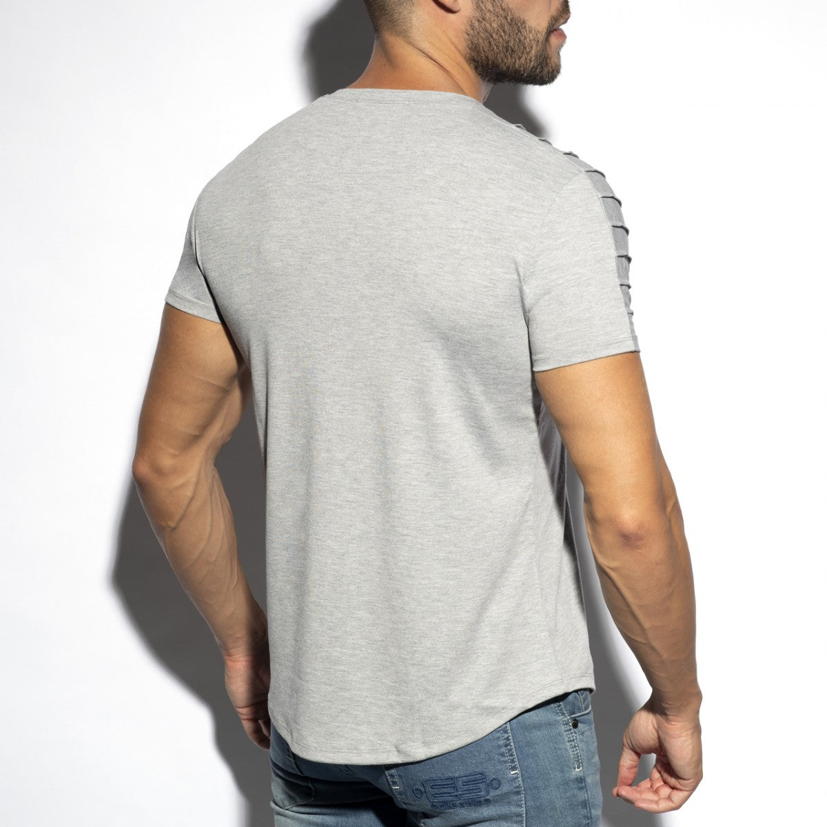 ES Collection Basic Ranglan T-Shirt - ADDICTED SA