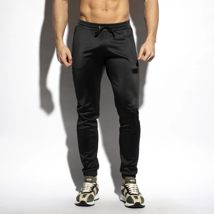 ES Collection Zip Pockets Plain Pants Black - ADDICTED SA